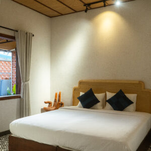 Deluxe Double Bedroom 4